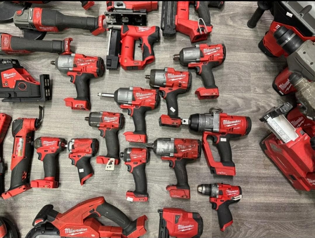 Milwaukee Grade A power tools wholesale pallet, 60 pieces stacked and shrink-wrapped at US warehouse